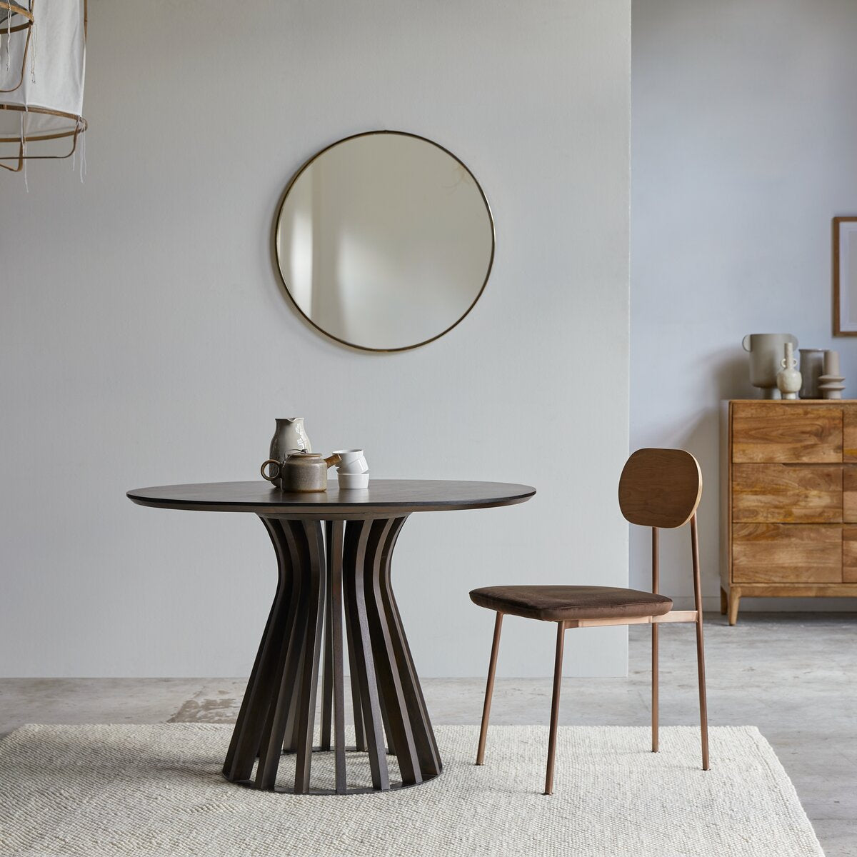 Suryavanshi Round Dining Table – Mango Wood Top, Iron Base – 4-Seater (Round, W110 D110 H76 cm)