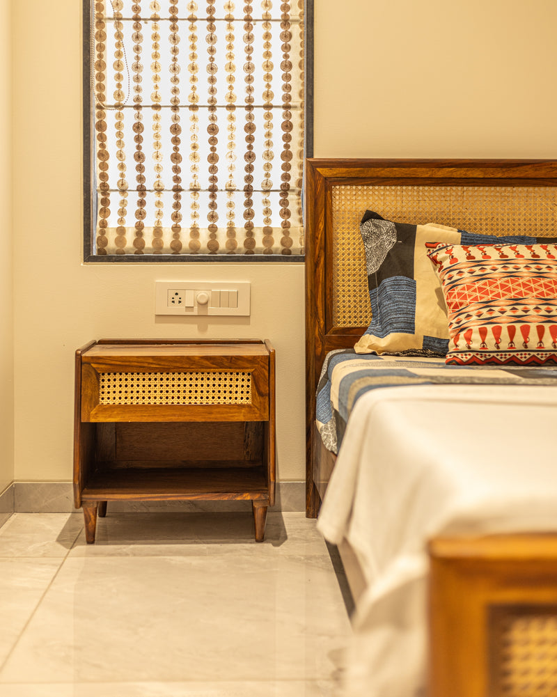 CLARISSA Solid Sheesham Wood Bed With Natural Rattan Work (Honey Finish)