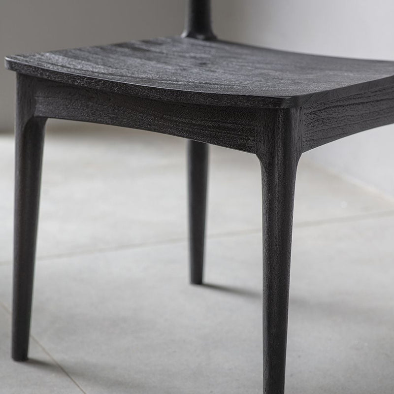 Acacia Wood Chair – Elegant Seating in Two Distinct Finishes