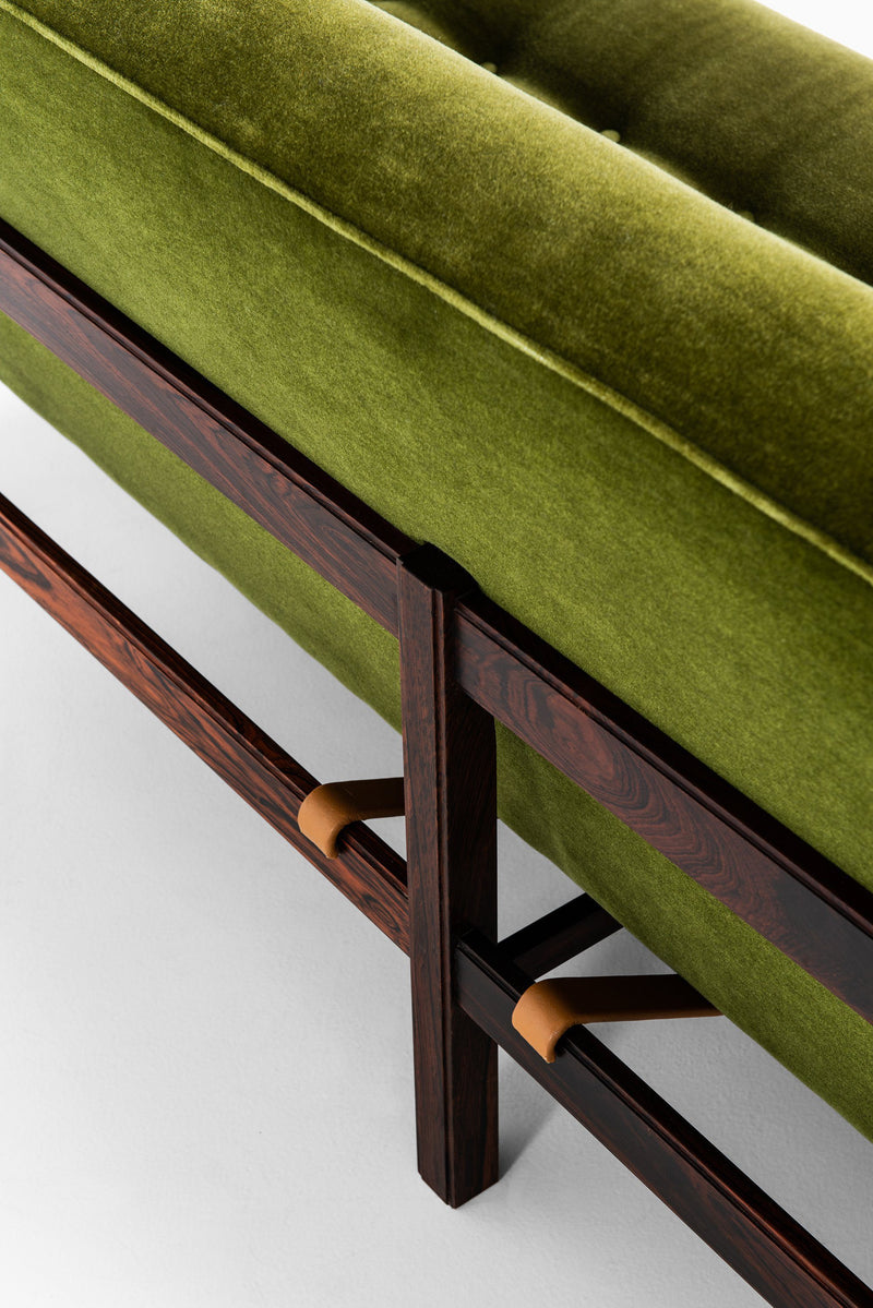 Suryavanshi Cozy Casa Mid-Century Modern Olive Green Velvet Sofa with Wooden Solid Wood Frame