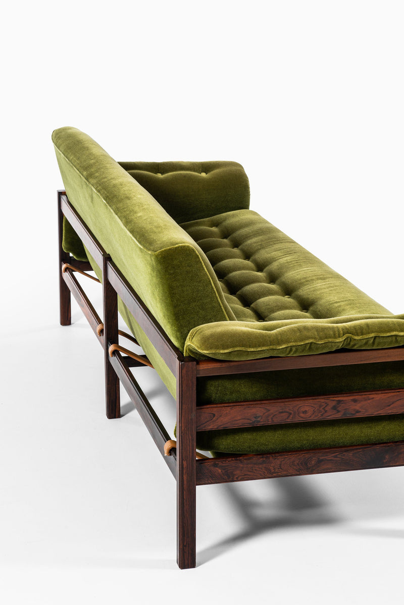 Suryavanshi Cozy Casa Mid-Century Modern Olive Green Velvet Sofa with Wooden Solid Wood Frame