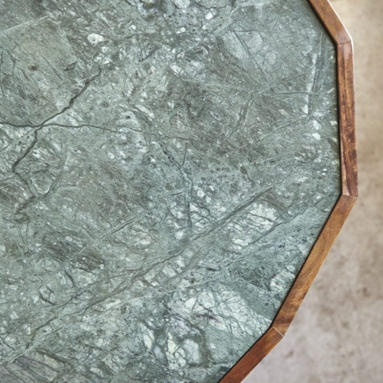 Suryavanshi Oval Coffee Table – Sheesham Wood Frame, Green Marble Top, Iron Legs (Marble Top-Oval, W120 D60 H35 cm)