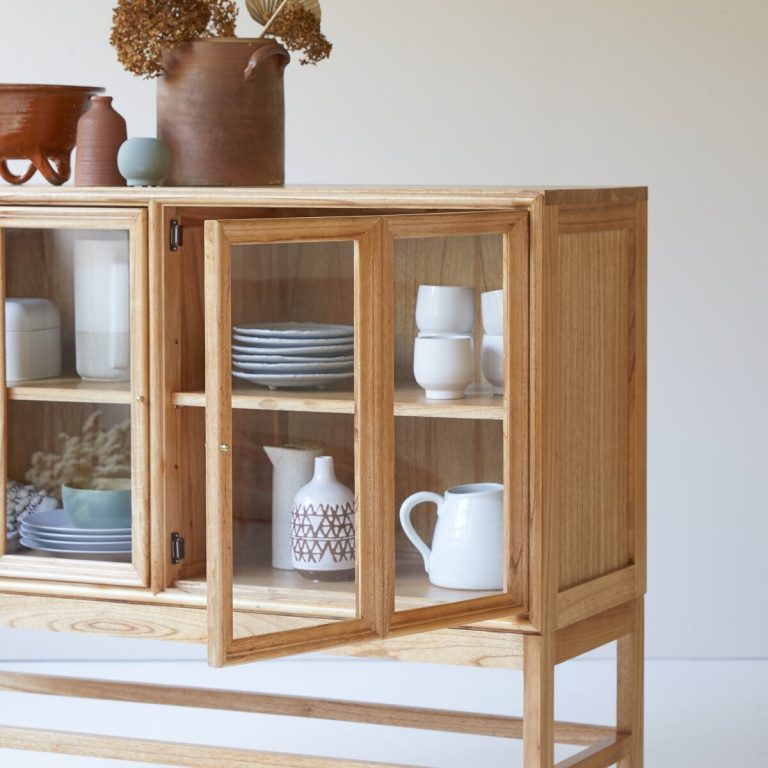 Suryavanshi Mango Wood Display Cabinet – Glass Door, Versatile Crockery Cabinet (Art Deco, W120 D41 H100 cm)