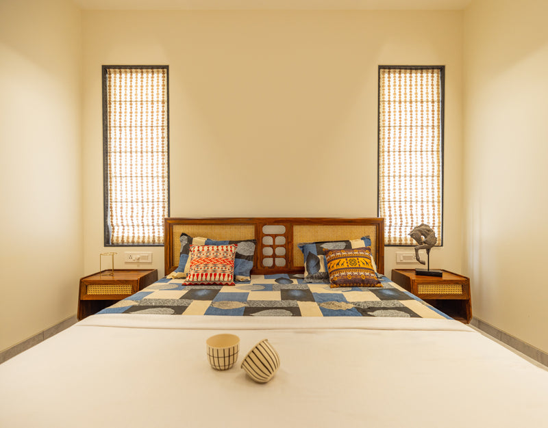 CLARISSA Solid Sheesham Wood Bed With Natural Rattan Work (Honey Finish)
